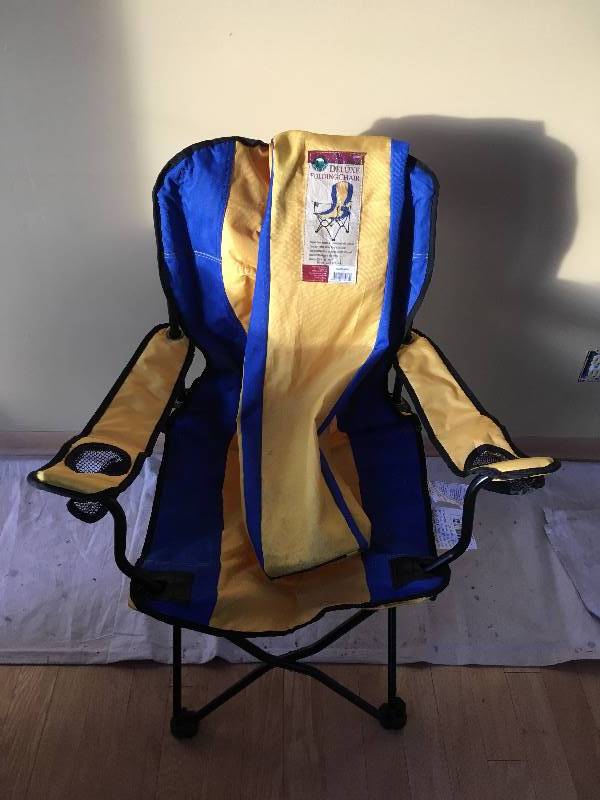 lot 31 image: Deluxe Folding Chair with Carry Bag