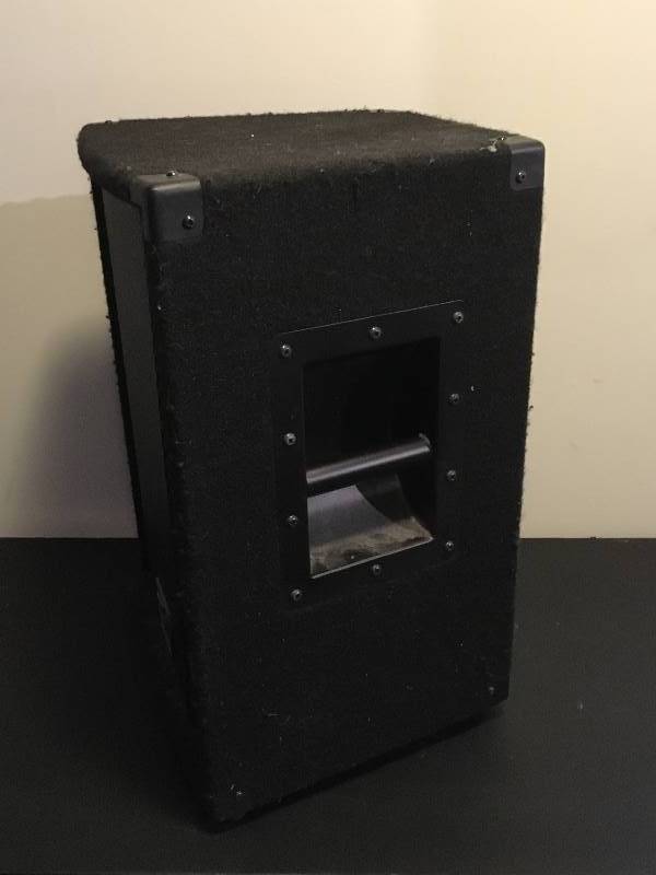 lot 63 image: PEAVEY Speaker TLS 1X