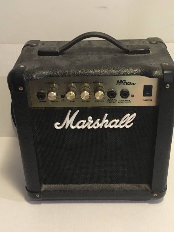 lot 98 image: Marshall MG Series 10CD Aplifier
