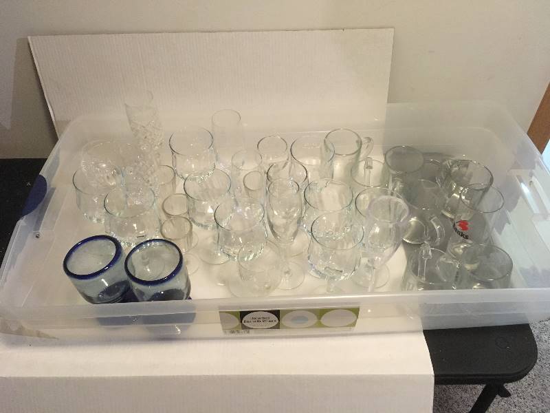 lot 122 image: Assorted Glassware - Stems & Mugs