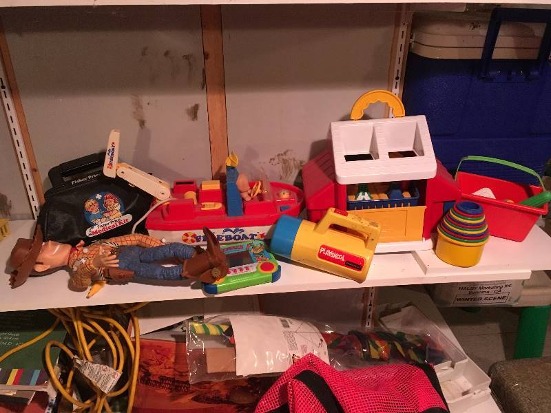 lot 152 image: Vintage Childrens Toys