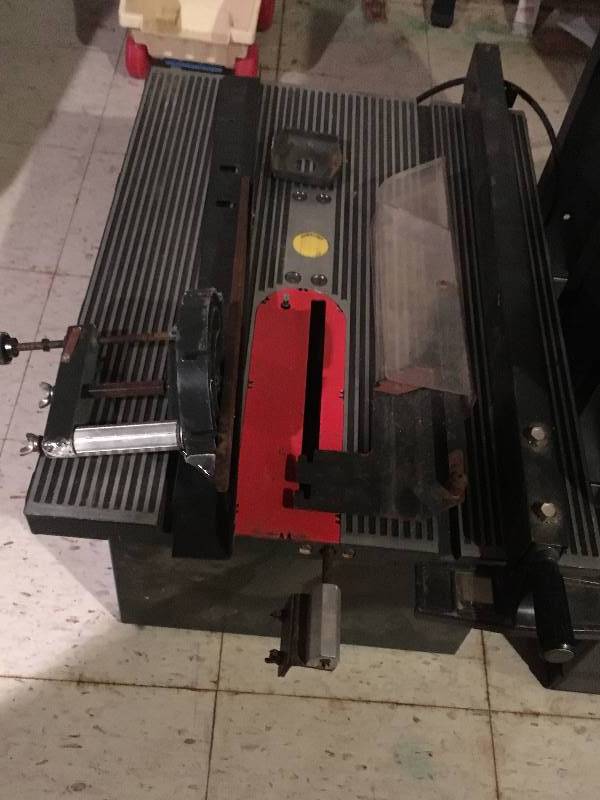 lot 160 image: Craftsman 10 Table Saw & stand