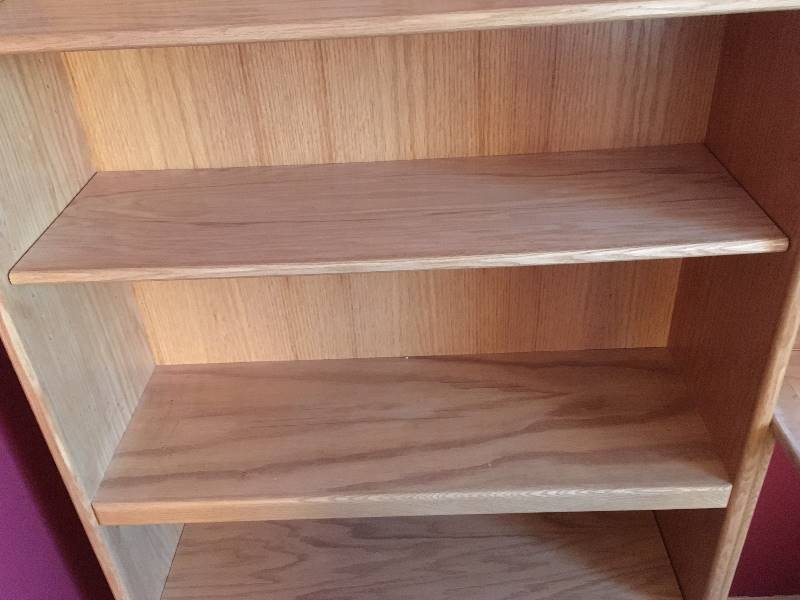 lot 175 image: Oak Bookshelf