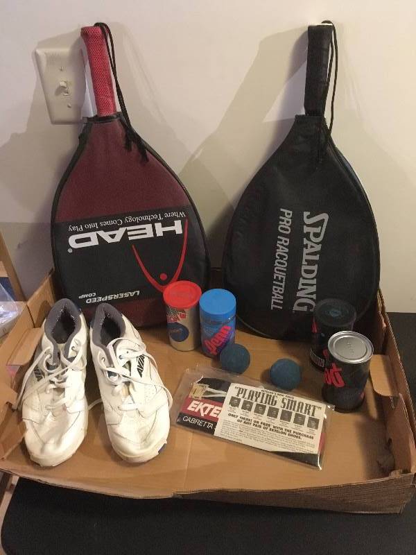lot 8 image: Raquetball Rackets, balls, gloves