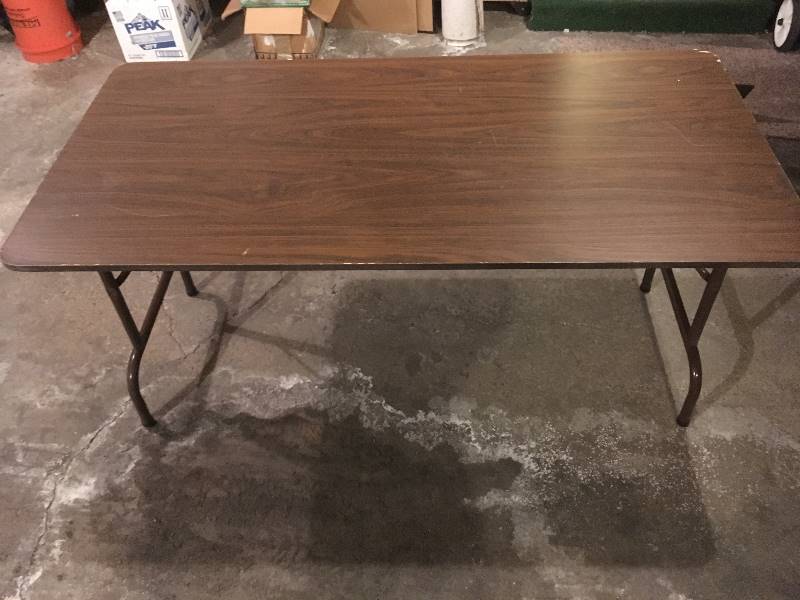 lot 197 image: 5 Foot Folding Table