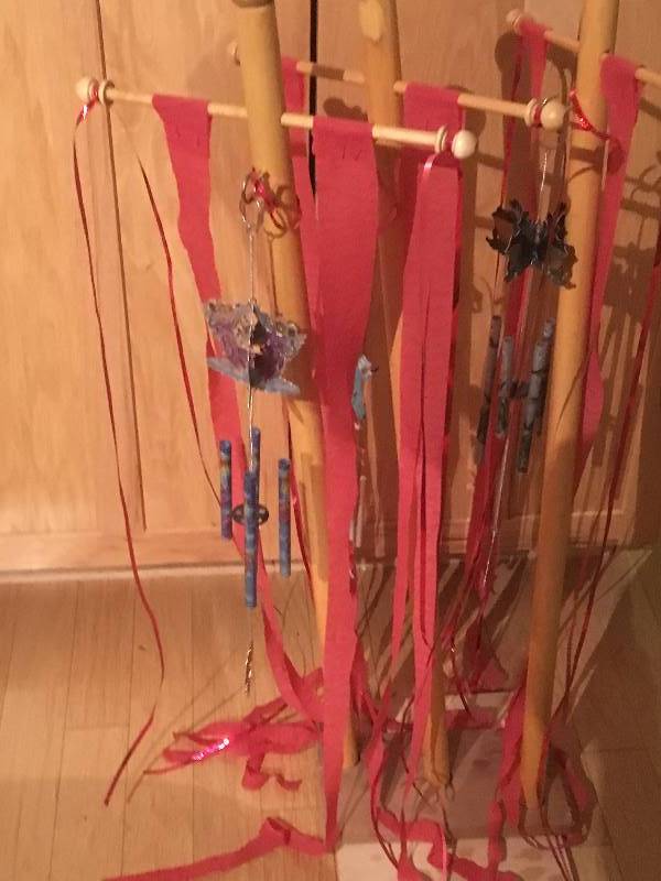 lot 215 image: Processional Wind Chimes on Stand