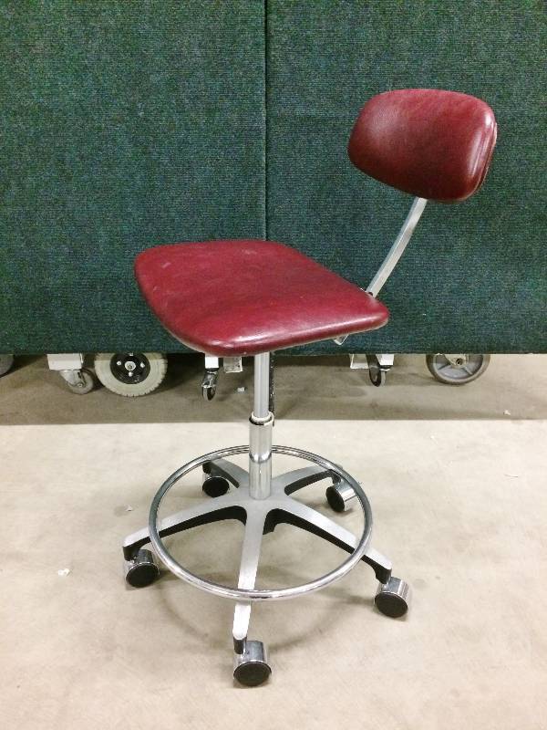 Link Ergonomics Company Physicians Chiropractor Dental Tattoo Artists Veterinary Stool Chair - Great Condition