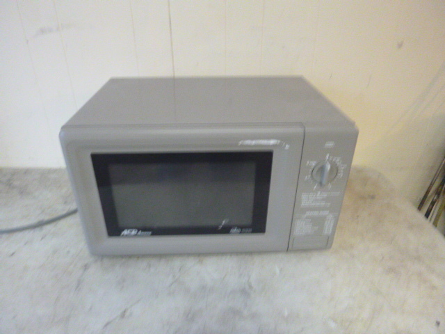 lot 12 image: ACP Amana Commercial Microwave