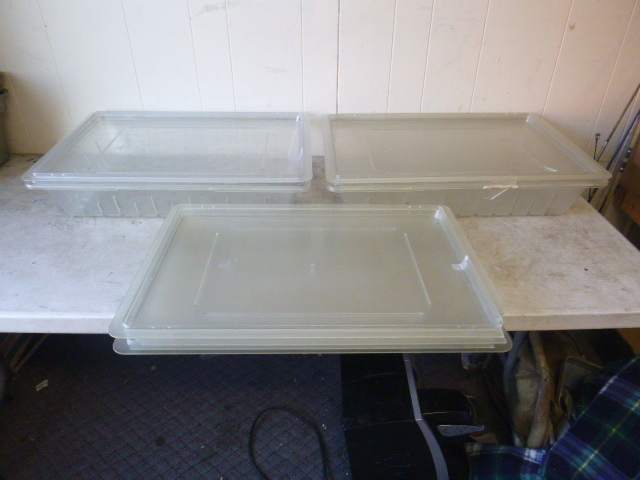 lot 21 image: 2 Cambro Strain Tubs