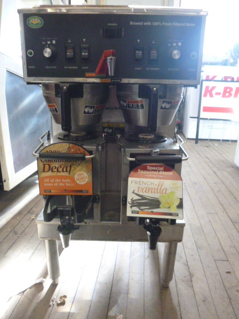 lot 33 image: Bunn Coffee Brewer