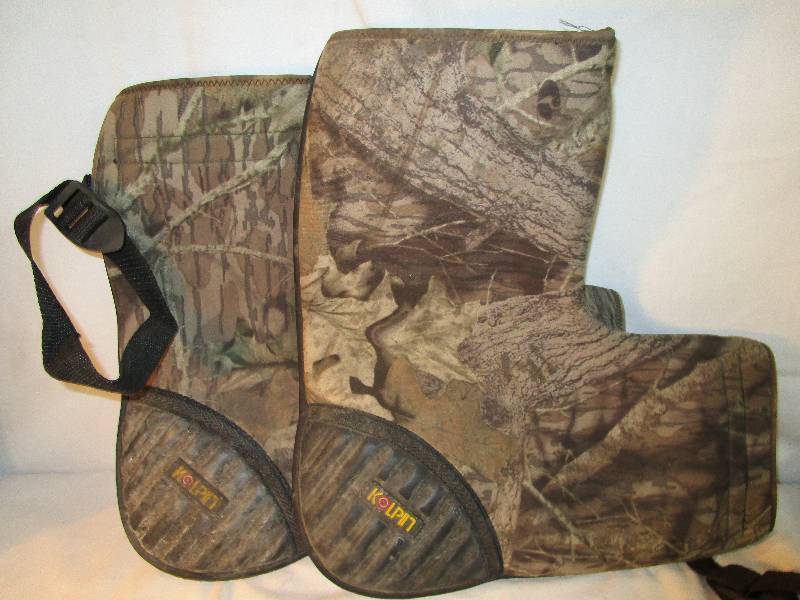 lot 30 image: Kolpin Neoprene Handle Bar Covers