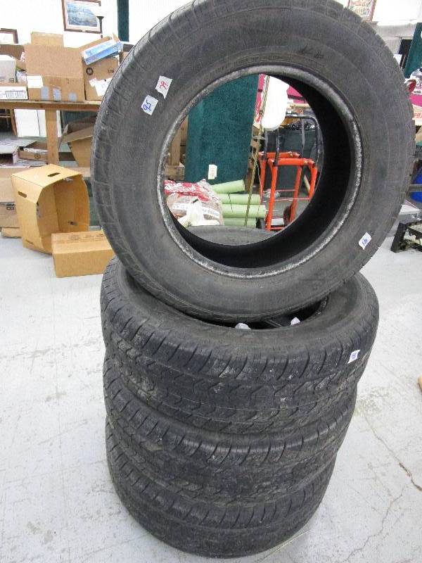 lot 79 image: Set of Delta Tires