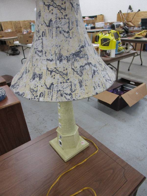 lot 91 image: Lighthouse Lamp