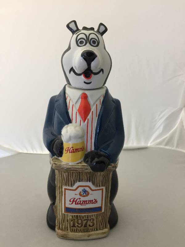 lot 3 image: Hamms Bear Decanter 1973