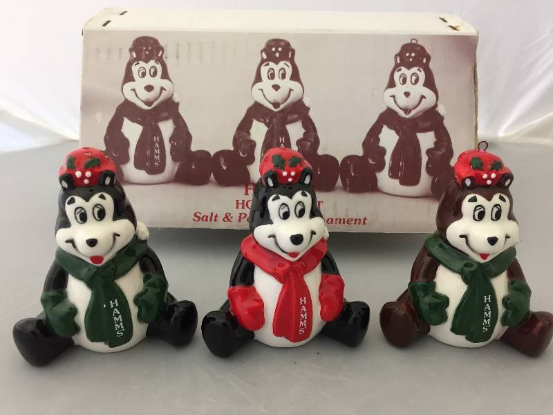 lot 10 image: Hamms Beer Bear Holiday Set - Salt & Pepper & Ornament