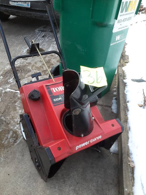 lot 36 image: Toro CCR 2000E, Power Curve