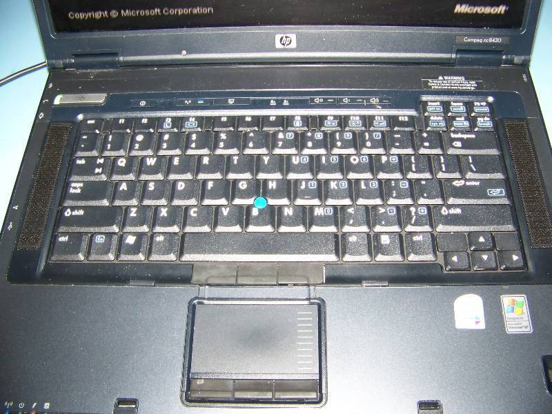 lot 17 image: Hewlett Packard (HP), Compaq, nc8430, Laptop Computer with Power Supply