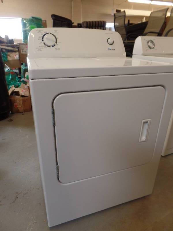 lot 313 image: AMANA ELECTRIC DRYER