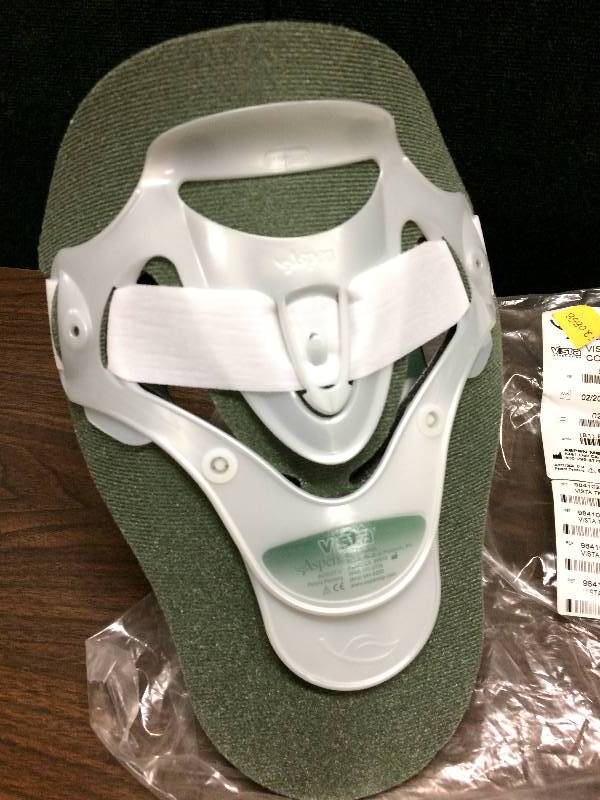 lot 1 image: Aspen Vista TX Cervical Collar Set