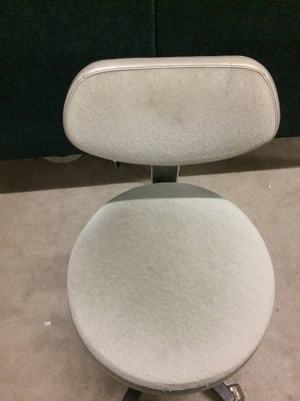lot 14 image: Pelton & Crane Front-Row Dental Stool