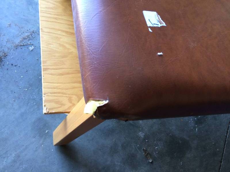 lot 50 image: Tan Adjustable Hospital Clinic Patient Bed