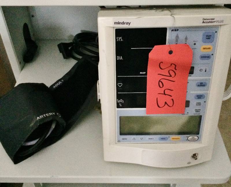 lot 54 image: WOW RETAILS USED $600 For Your Home Or Clinic Mobile Datascope Accutorr Plus Patient Monitor NIBP, SPO2 Includes Finger Probe, Hose and Adult Cuff