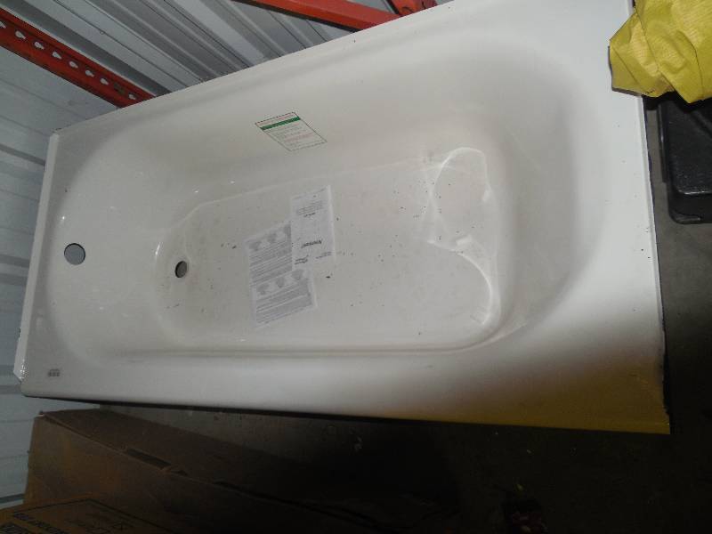lot 46 image: 60 LH TUB