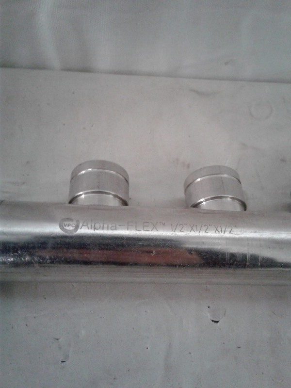 lot 91 image: 6x VCA Manifolds
