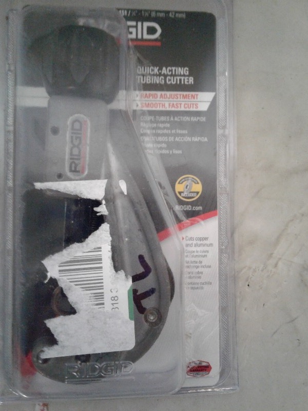 lot 40 image: Rigid Quick Acting Tube Cutter