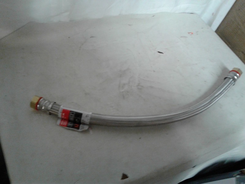 lot 43 image: 2x Everbuilt Heater Supplies Lines