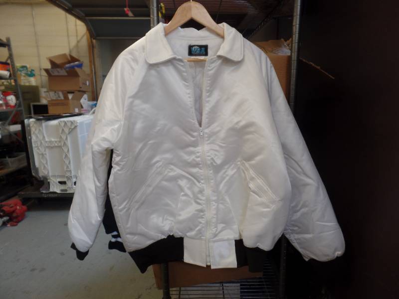 lot 423 image: TEAM JACKET - NEW