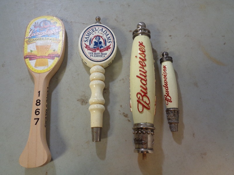 lot 16 image: 4 Beer Tap Handles