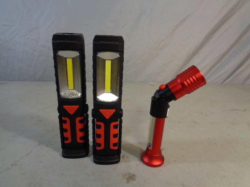 lot 23 image: 3 New Multi Function LED Worklights