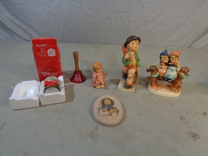 lot 34 image: Hummels, Willowtree, and More