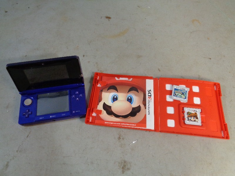 lot 68 image: Nintendo 3DS and Games