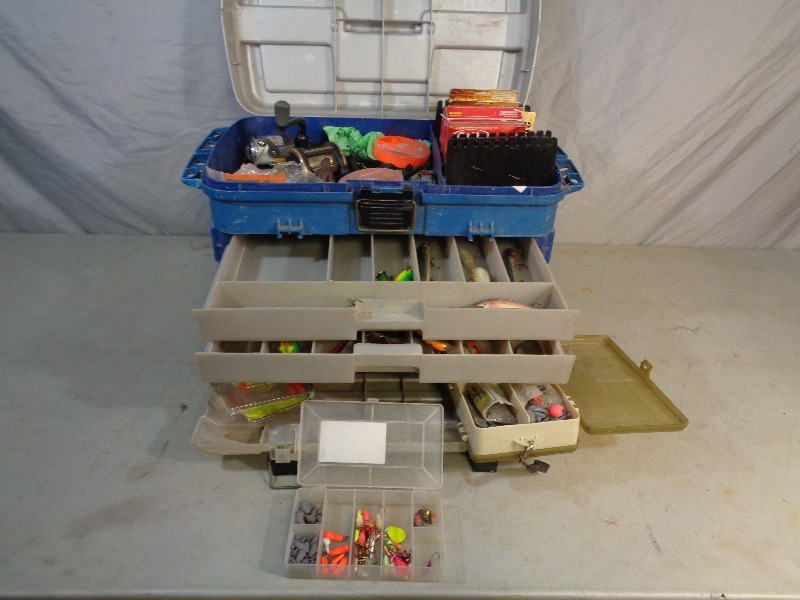 lot 87 image: Tackle Box and Tackle