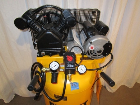 lot 4 image: DeWalt 30 Gallon Air Compressor