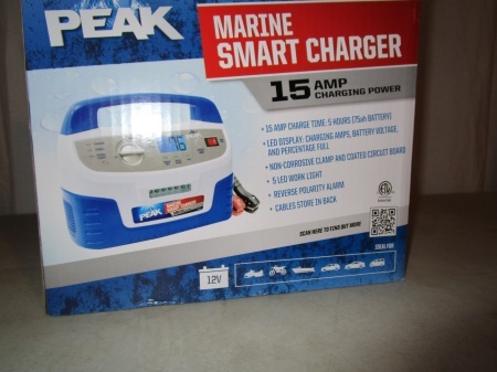 lot 94 image: Peak Marine Smart Charger