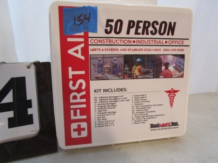 lot 154 image: First Aid Kit