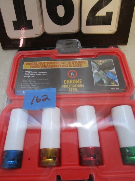 lot 162 image: Wheel Nut Socket Set