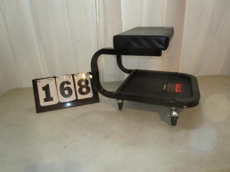 lot 168 image: Creeper Seat