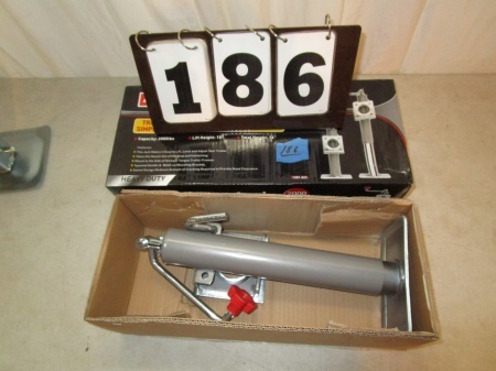 lot 186 image: Trailer Tongue Jack - 2000 lb Capacity