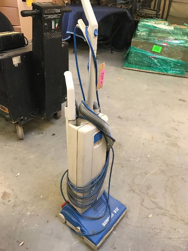 WINDSOR COMMERCIAL VACUUM