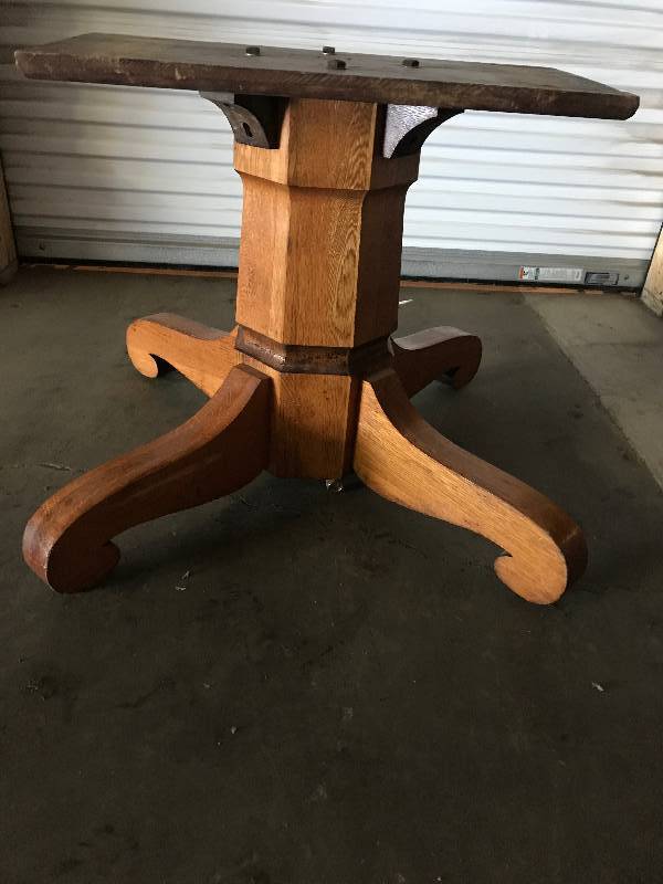 Oak kitchen table