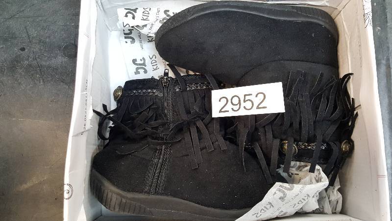 lot 2952 image: Journee Kids Anza Fringed Ankle Boot  Boots Black - Size 9