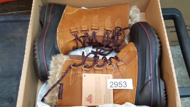 lot 2953 image: Kodiak Womens Skyla Boot  Boots Caramel - Size 7