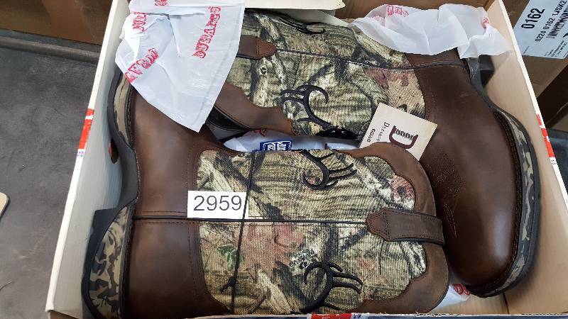lot 2959 image: Durango Mens Rebel Camo Waterproof Western Boot  Boots - Size 13
