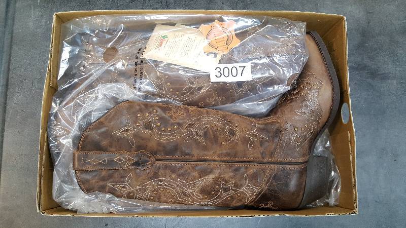 lot 3007 image: Laredo Womens Cross Point Western Boot  Boots Burnt Rust - Size 9