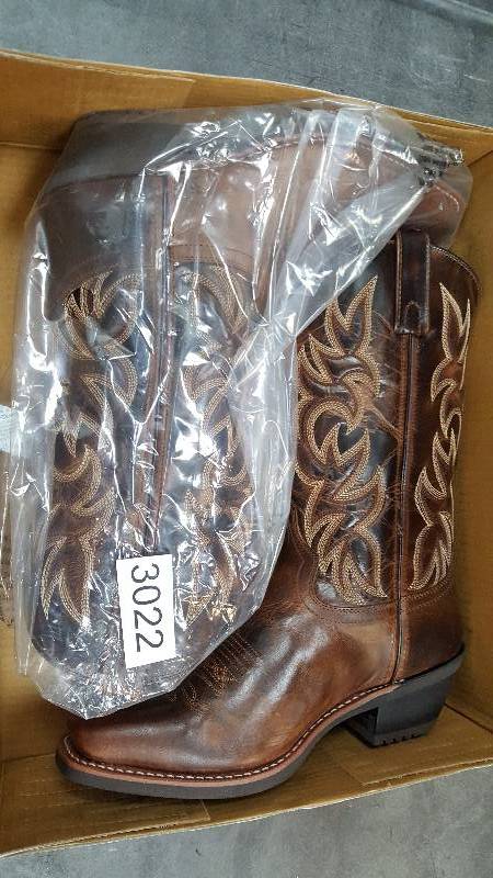 lot 3022 image: Laredo Mens Breakout Boot  Boots Brown - Size 8 Wide