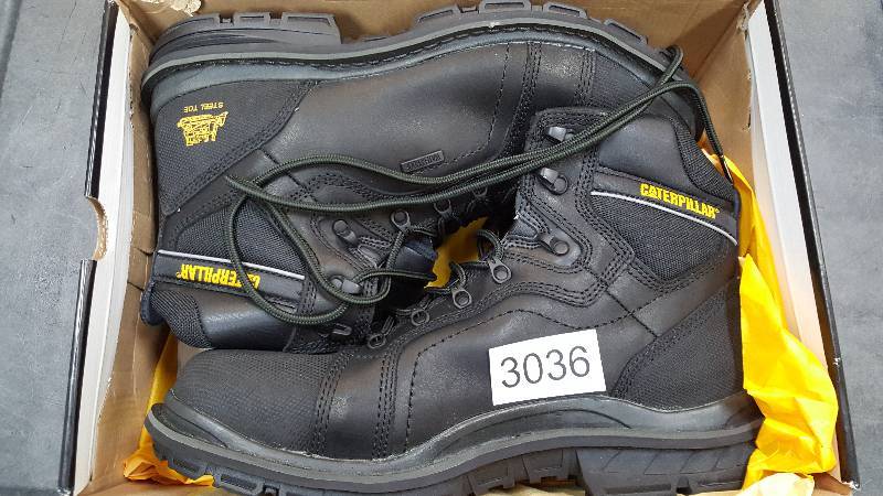 lot 3036 image: Cat Footwear Mens Manifold Tough Steel Toe Boot  Boots Black - Size 13 Wide